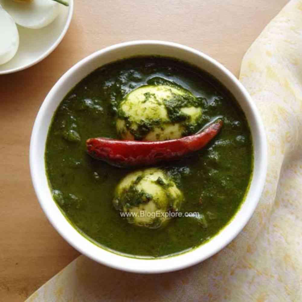 Spinach and Egg Curry