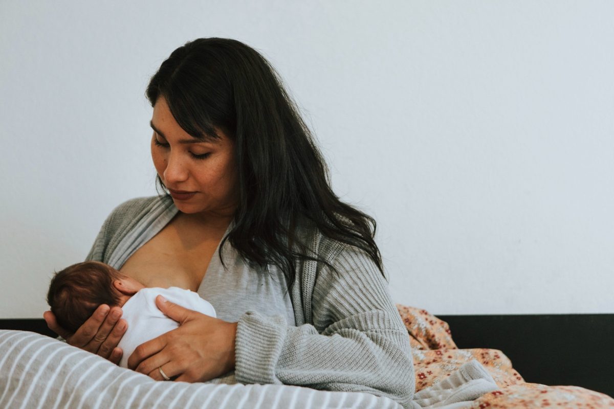 Bonding through breastfeeding: tips and tricks for new moms